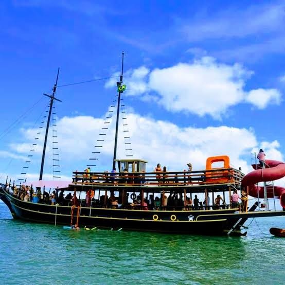 PASSEIO BARCO PIRATA