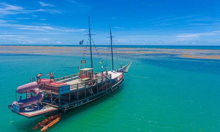 PASSEIO BARCO PIRATA